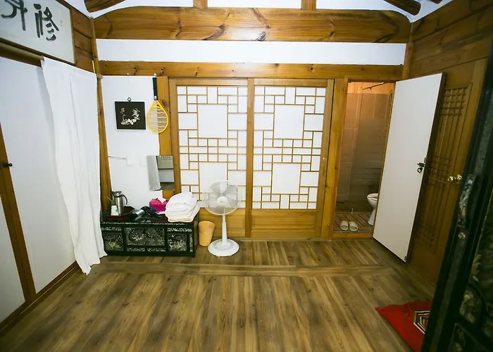 Bukchonmaru Hanok 首爾